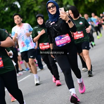 Runner Photo 4137365