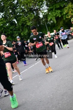 Runner Photo 4137389