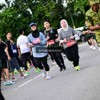 Runner Photo 4137393