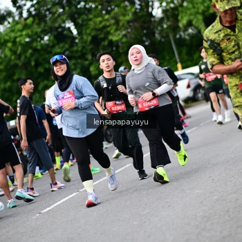 Runner Photo 4137396
