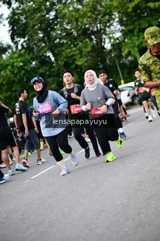 Runner Photo 4137397
