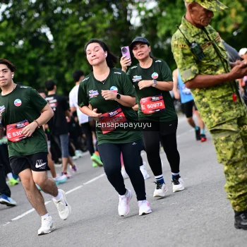 Runner Photo 4137403