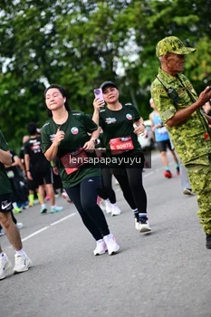 Runner Photo 4137404