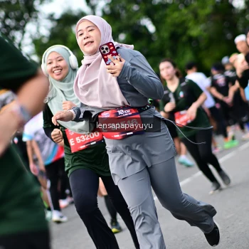 Runner Photo 4137409