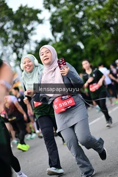 Runner Photo 4137410