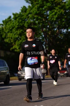 Runner Photo 4137414