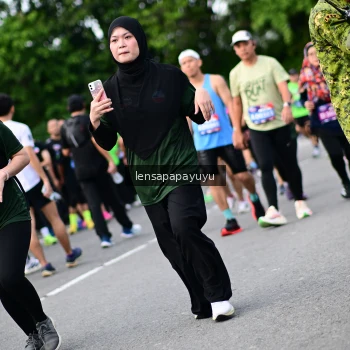 Runner Photo 4137422