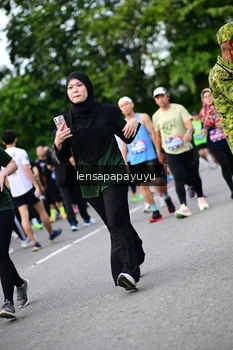 Runner Photo 4137429
