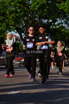 Runner Photo 4137434