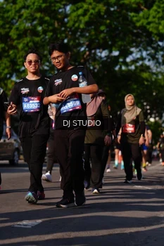 Runner Photo 4137437