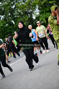 Runner Photo 4137439