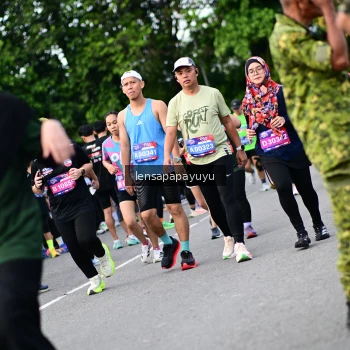 Runner Photo 4137449