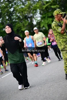 Runner Photo 4137452