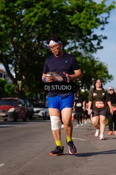 Runner Photo 4137459