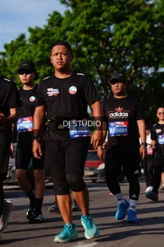 Runner Photo 4137469