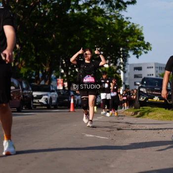 Runner Photo 4137471