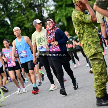 Runner Photo 4137481