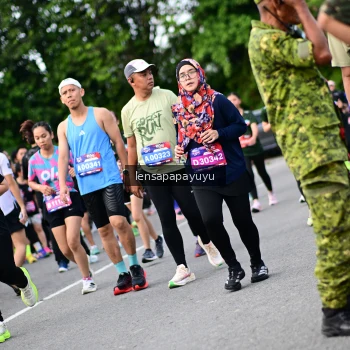 Runner Photo 4137486