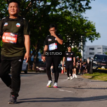 Runner Photo 4137517