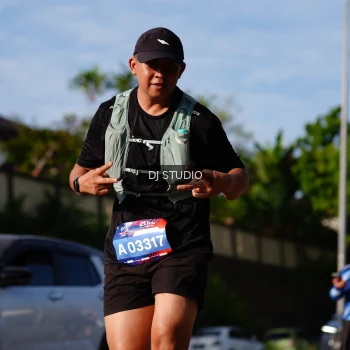 Runner Photo 4137521