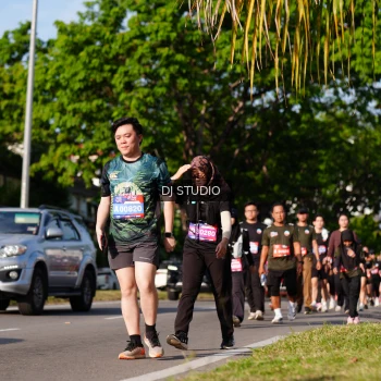 Runner Photo 4137543
