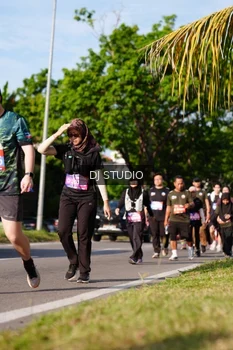 Runner Photo 4137546