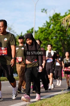Runner Photo 4137549