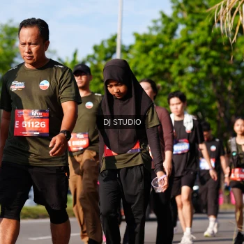 Runner Photo 4137555
