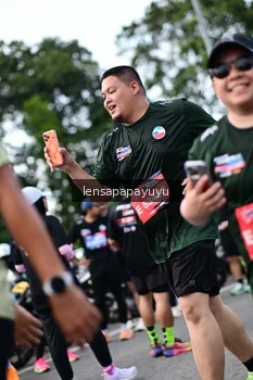 Runner Photo 4137587