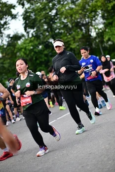 Runner Photo 4137656