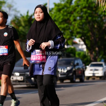 Runner Photo 4137660