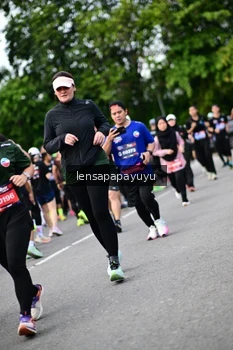 Runner Photo 4137661