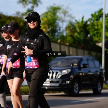 Runner Photo 4137672