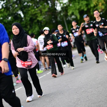Runner Photo 4137679