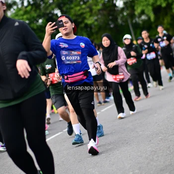 Runner Photo 4137680