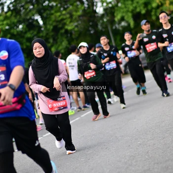 Runner Photo 4137683