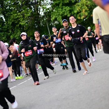 Runner Photo 4137706