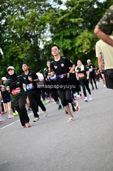 Runner Photo 4137722