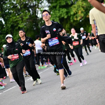 Runner Photo 4137749