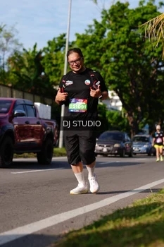 Runner Photo 4137786