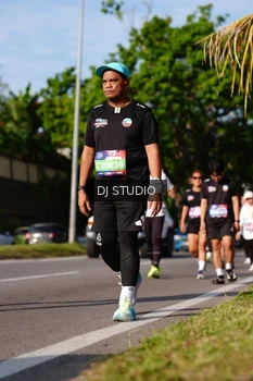 Runner Photo 4137796