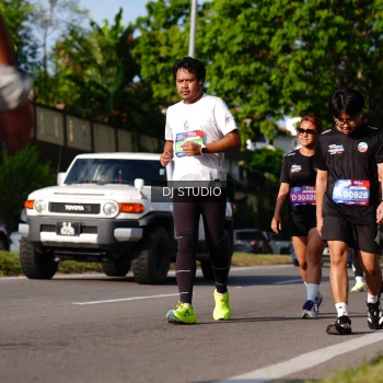 Runner Photo 4137806