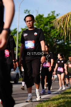 Runner Photo 4137850