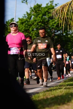 Runner Photo 4137861