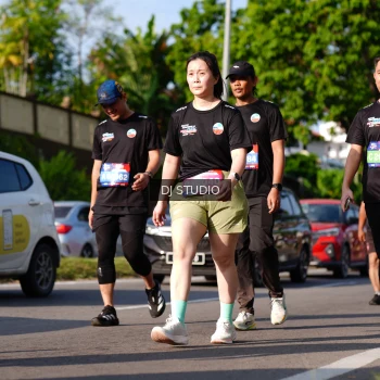 Runner Photo 4137999