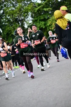Runner Photo 4138015