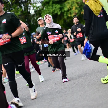 Runner Photo 4138054