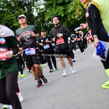 Runner Photo 4138059