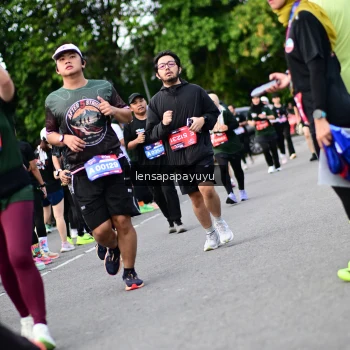 Runner Photo 4138065