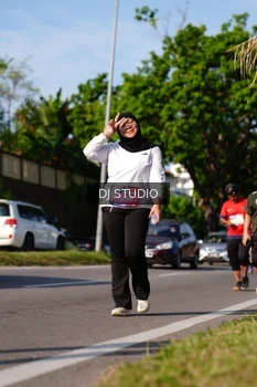 Runner Photo 4138083